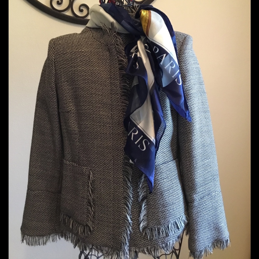 Harve Bernard wool blazer black & white size 8
